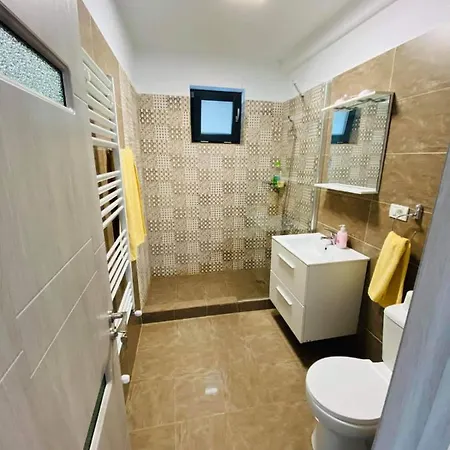 Marlene Residence 3 *